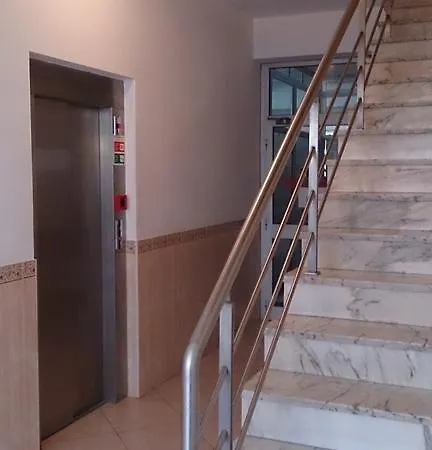 Pensión Flor Do Douro - Comércio E Hotelaria, Lda Miranda del Duero