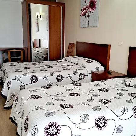 Πανσιόν Flor Do Douro - Comercio E Hotelaria, Lda