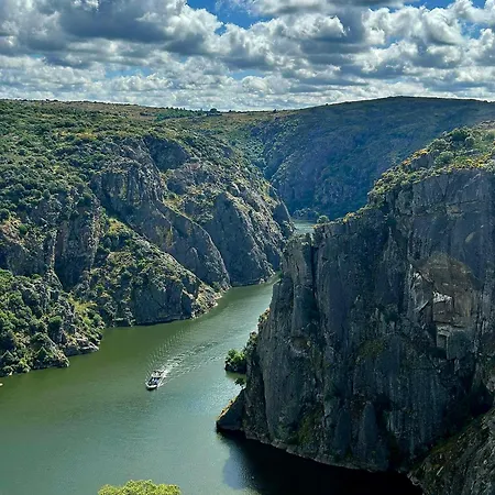 Flor Do Douro - Comercio E Hotelaria, Lda Miranda do Douro