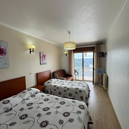 Flor Do Douro - Comércio E Hotelaria, Lda Miranda del Duero