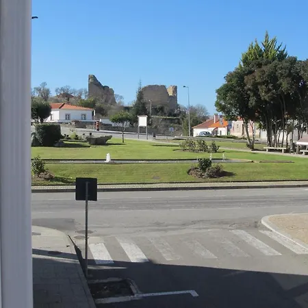 Πανσιόν Flor Do Douro - Comercio E Hotelaria, Lda