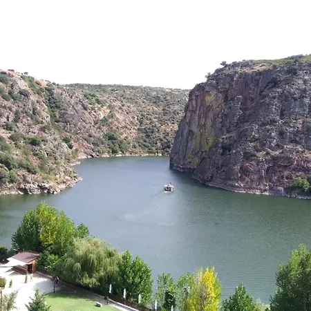 Flor Do Douro - Comercio E Hotelaria, Lda 3*