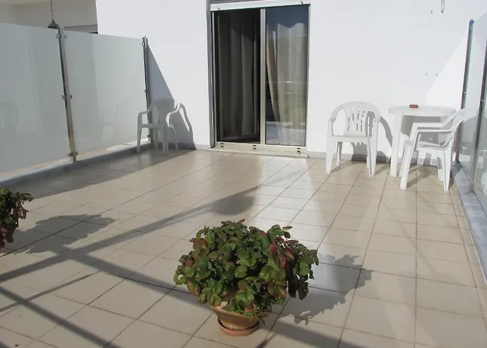 게스트하우스 Flor Do Douro - Comercio E Hotelaria, Lda 3*